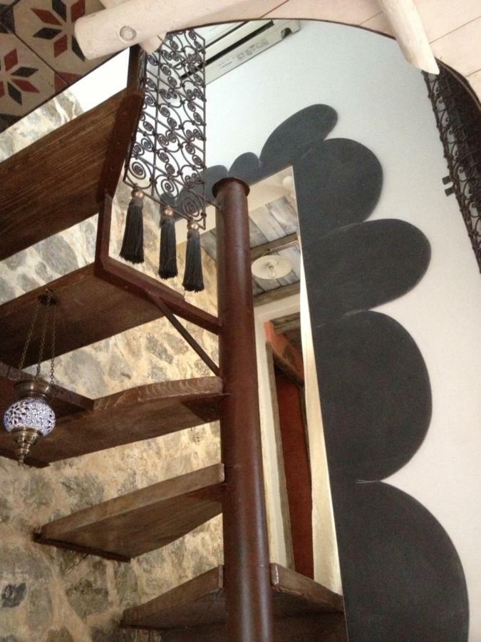 Soqquadro Art&Relax - Spotorno Apartment Ngoại thất bức ảnh